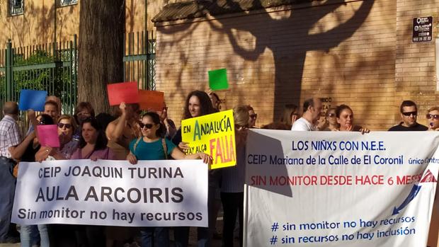 Manifestaciones ante Educación