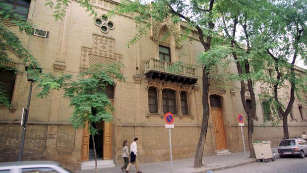 Protectorado de la Infancia de Triana, en la calle San Jacinto
