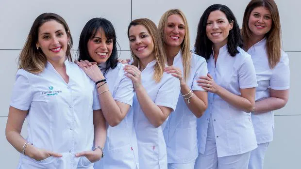 Joven y pionera: la dentista de Sevilla que aplica tecnología de vanguardia